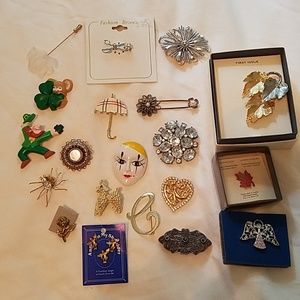 20 brooch collection